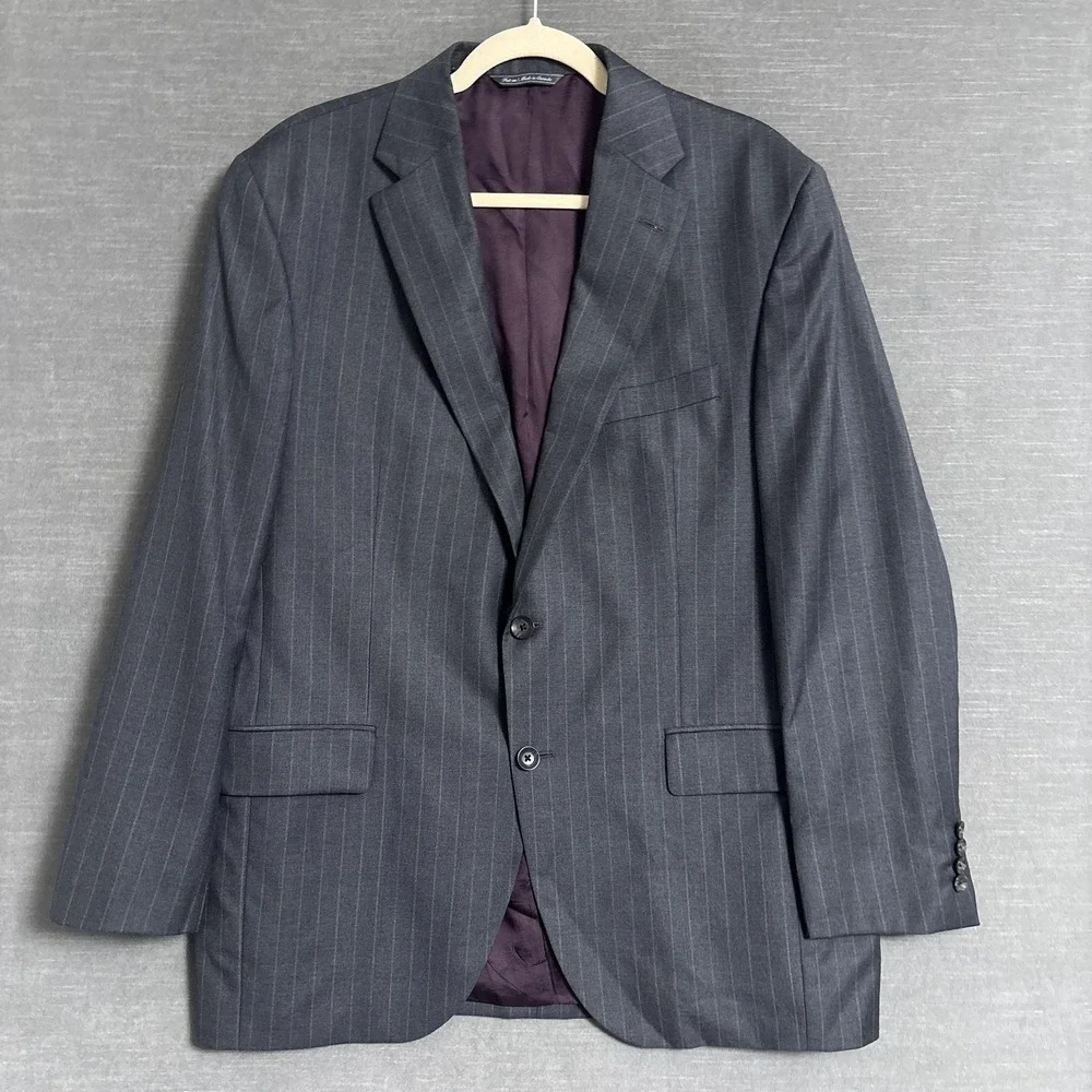 Jack Victor Suit 44R 38W Gray Chalk Stripe 130s Italian Wool Canada Classic 46R